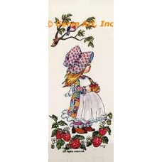 Patch Dress & Strawberries  - #TOR3564  -  PRINT