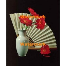 Fan And Red Mums  - XKL1523  -  PRINT